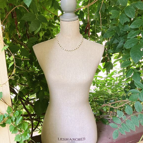 VTG 1960s Necklace Mid Century Shell Bead Japan Monochrome 18" Minimalist - Picture 9 of 10